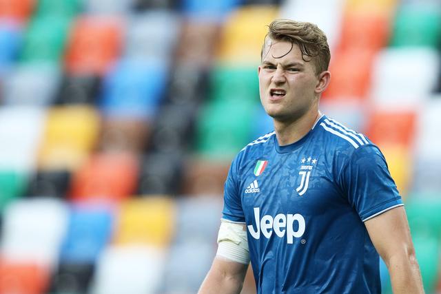 皇马已经告知索拉里，若安帅下课他将紧急接任