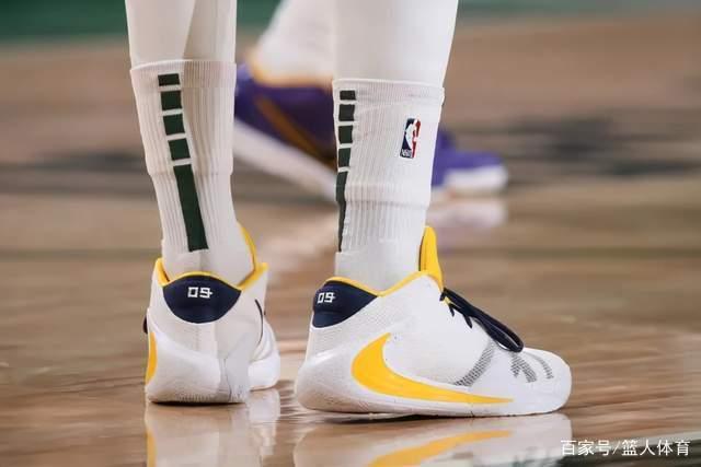 米切尔28分班凯罗空砍39分 骑士险胜魔术3-2